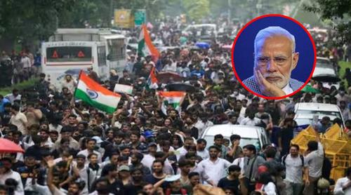 শহরে শহরে ছড়িয়ে পড়ছে বিক্ষোভ, বেকায়দায় ভারতের প্রধানমন্ত্রী নরেন্দ্র মোদি