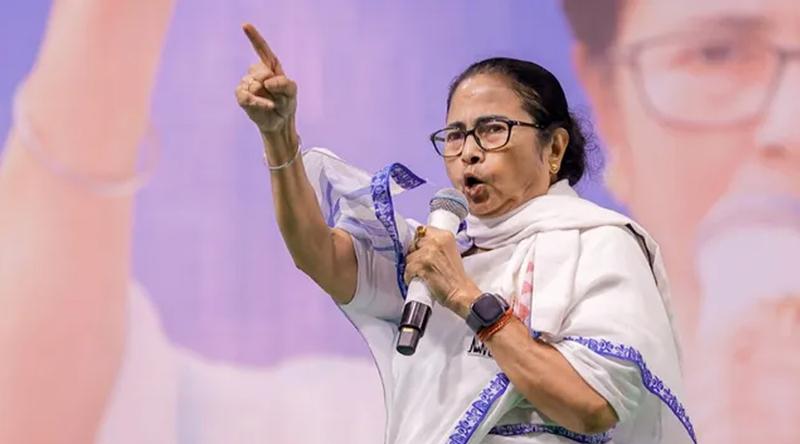ককরোচ পার্টির সঙ্গে আন্দোলনে যোগ দিতে পারেন মমতা