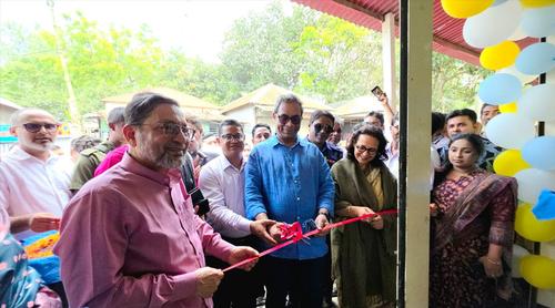 সিরাজগঞ্জের জামিরতায় প্রযুক্তিনির্ভর 'ভিশন সেন্টার' উদ্বোধন করলেন স্বাস্থ্য প্রতিমন্ত্রী ড. এম এ মুহিত
