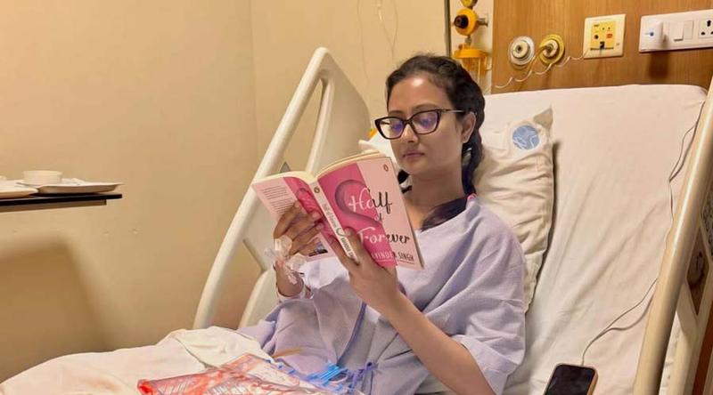 জন্মদিনের মাসেই গুরুতর অসুস্থ,  হঠাৎই কী হল অভিনেত্রীর?