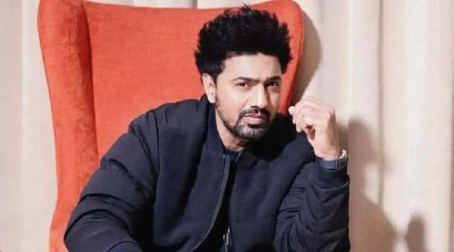 এবার ছাত্র আন্দোলন নিয়ে মুখ খুললেন দেব