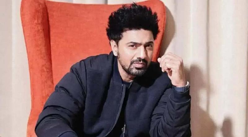 এবার ছাত্র আন্দোলন নিয়ে মুখ খুললেন দেব