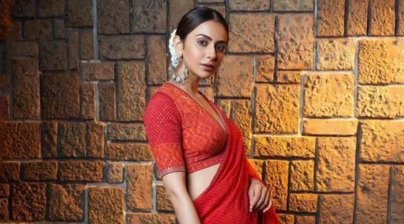 ৫ লাখ টাকার প্রস্তাবেই বদলে যায় রাকুলের জীবন