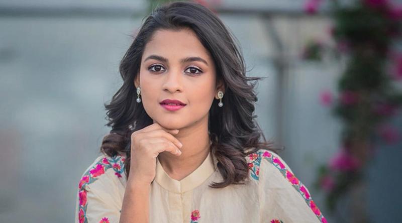 যখন খাই, মন ভরে খাই এরপর ডায়েট করি: সাদিয়া আইমান
