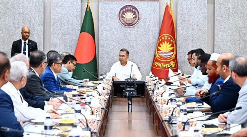 চা শিল্পের উন্নয়নে সহযোগিতার আশ্বাস প্রধানমন্ত্রীর
