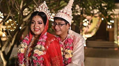 ‘কাঞ্চনের ক্ষমতা আছে বলেই বাবা হয়েছে’, সমালোচনার জবাব শ্রীময়ীর
