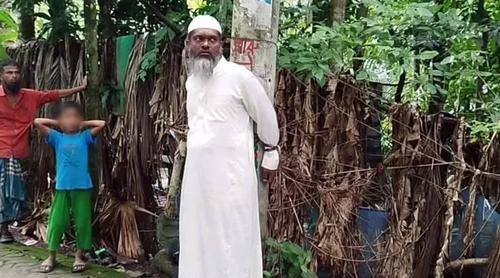 বলাৎকারের চেষ্টার পর ভয়ভীতি দেখিয়ে শিশুর হাতে ৫ টাকা তুলে দেন মাদ্রাসা শিক্ষক