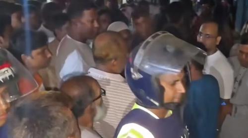 পাবনায় বিএনপির মিছিলে জামায়াতের বাধা, অতিরিক্ত পুলিশ মোতায়েন