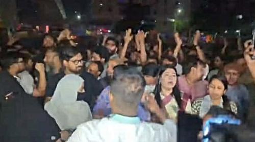 সারজিস ও পাটোয়ারীর ওপর হামলার প্রতিবাদে রাজধানীতে বিক্ষোভ এনসিপির