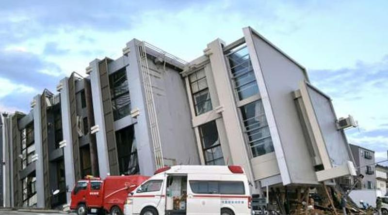 জাপানে ভূমিকম্পে ১৩ জনের মরদেহ উদ্ধার