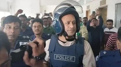দুই মামলায় জামিন পেলেন ব্যারিস্টার সুমন