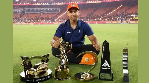একা সূর্যবংশীই জিতলেন পাঁচ পুরস্কার