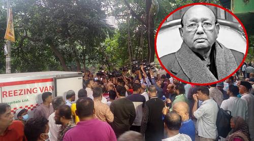 ধানমন্ডিতে তোফায়েল আহমেদের জানাজা অনুষ্ঠিত