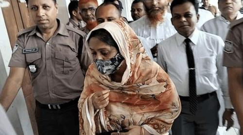 আদালতে আসামি স্বপ্নাকে দেখিয়ে কী বললেন রামিসার মা?