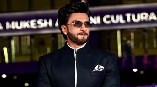 রণবীরের ওপর থেকে ‘নিষেধাজ্ঞা’ প্রত্যাহার