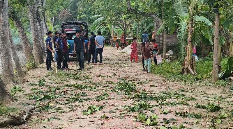 ঝিনাইদহে দুপক্ষের দফায় দফায় সংঘর্ষে আহত ৬০