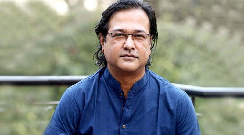 হঠাৎ আসিফ আকবরের আবেগঘন পোস্ট