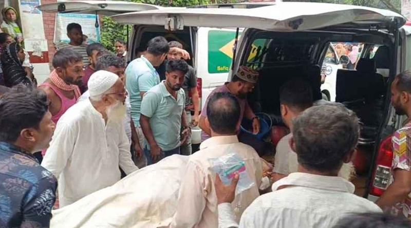 ব্রাহ্মণবাড়িয়ায় পিকআপ-সিএনজি সংঘর্ষ, মা-ছেলেসহ নিহত ৩