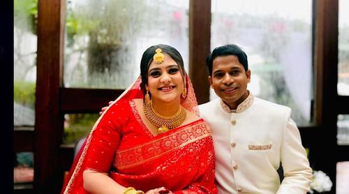 বিয়ে করলেন উপস্থাপিকা দীপ্তি চৌধুরী