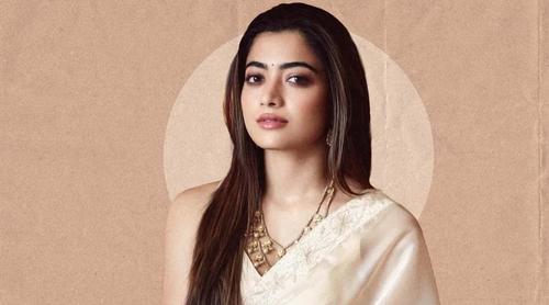 প্রথম ভালোবাসা’র প্রসঙ্গ এড়িয়ে গেলেন রাশমিকা!