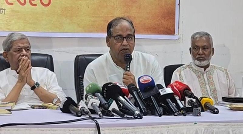 সরকারকে ঘিরে নানান ষড়যন্ত্রে সক্রিয় বটবাহিনী: শামসুজ্জামান দুদু