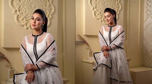 সৌন্দর্য লুকিয়ে থাকে সরলতায়, আর আভিজাত্য ব্যক্তিত্বে: অপু বিশ্বাস