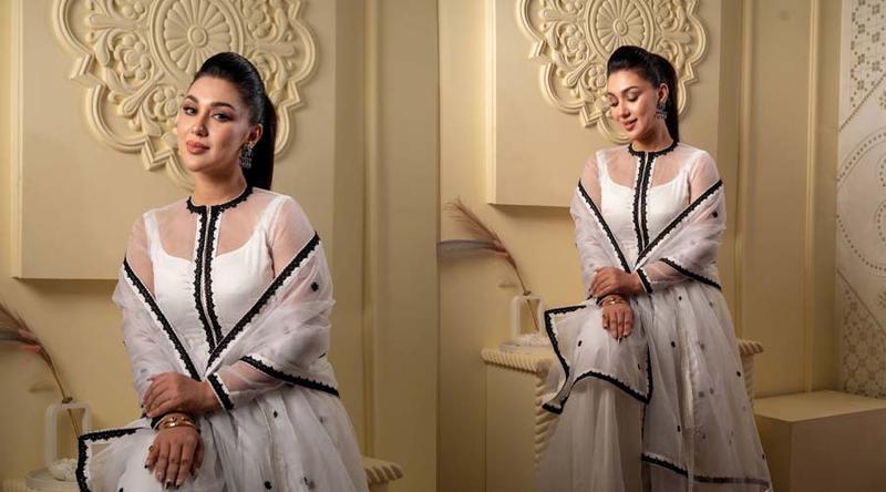 সৌন্দর্য লুকিয়ে থাকে সরলতায়, আর আভিজাত্য ব্যক্তিত্বে: অপু বিশ্বাস