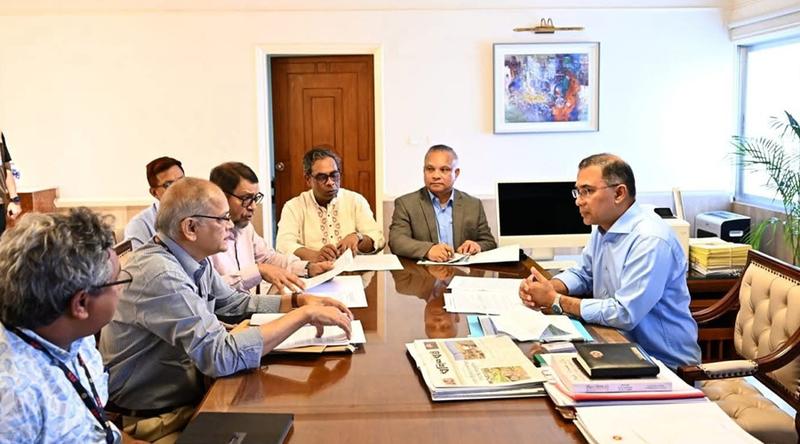 দেশীয় প্রযুক্তিতে অ্যাম্বুলেন্স তৈরি নিয়ে বৈঠকে প্রধানমন্ত্রী