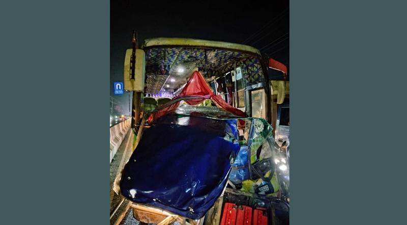 কুমিল্লা বাসচাপায় অটোরিকশার ৩ যাত্রী নিহত