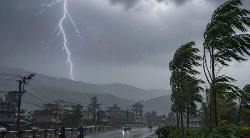 সকাল ৯টার মধ্যে যেসব জেলায় ৬০ কিমি বেগে ঝড়ের শঙ্কা