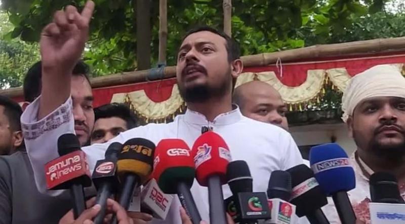 ভারতীয় সরকার অনুপ্রবেশ ঘটাতে লাখ লাখ ইন্ডিয়ান মুসলমান সীমান্তে জড়ো করেছে: নাসীরুদ্দীন পাটওয়ারী