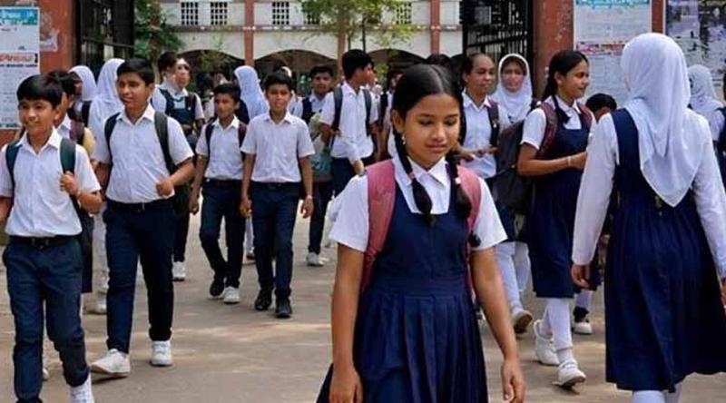 ঈদ-গ্রীষ্মের ছুটি শেষে আজ খুলেছে শিক্ষাপ্রতিষ্ঠান