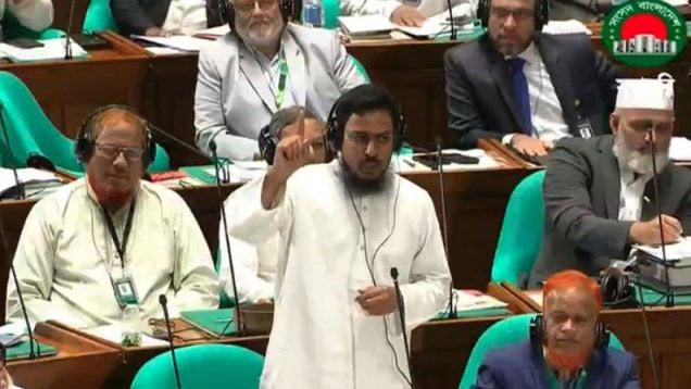 সরকারি দল-বিরোধী দল দেখে কি দুর্যোগ আসে, প্রশ্ন আখতারের