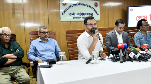 ঢাকাসহ দেশের বিভিন্ন স্পটে বড় পর্দায় দেখানো হবে ফুটবল বিশ্বকাপ : ক্রীড়া প্রতিমন্ত্রী