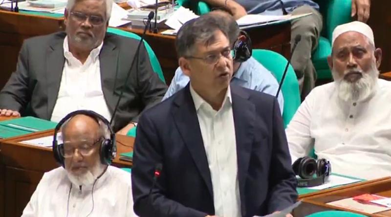 নাবিল গ্রুপ ৭০০ কোটির লোন ফেরত দেয়নি, সেটা গেছে এক দলের নির্বাচনী তহবিলে: স্বরাষ্ট্রমন্ত্রী