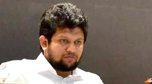 জীবন বাঁচাতে চুপ আছি, কিন্তু গালি কেন থামছে না: মাহফুজ