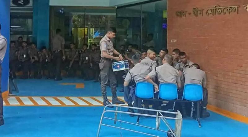 লাইসেন্স বাতিলের পর এবার আদ্-দ্বীন হাসপাতালে পুলিশ মোতায়েন