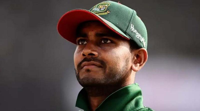 মাথায় আঘাত, সিরিজ জয়ের পরপরই হাসপাতালে মিরাজ
