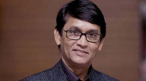 আব্বা স্বপ্ন দেখতেন, আমি বড় ফুটবলার হবো: আজিজুল হাকিম