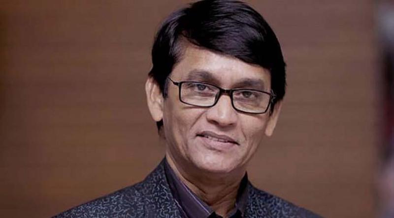আব্বা স্বপ্ন দেখতেন, আমি বড় ফুটবলার হবো: আজিজুল হাকিম
