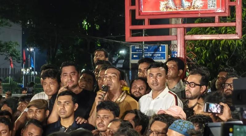ছাত্রশিবিরের প্রতি ধিক্কার জানাচ্ছি : রাকিবুল ইসলাম