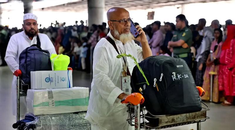হজ পালন শেষে দেশে ফিরেছেন ৫৬ হাজার ৮৬৮ হাজি