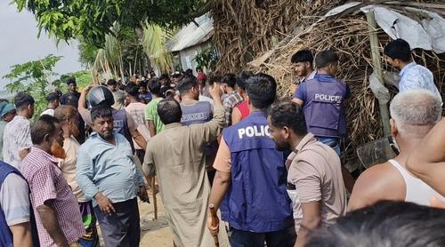 চর দখল নিয়ে মেঘনা-তিতাসের সংঘর্ষে আহত ৩০