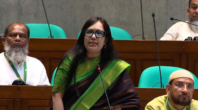 স্থানীয় নির্বাচনে আ. লীগের অংশ নেয়ার ব্যাপারে জানতে চাইলেন রুমিন ফারহানা