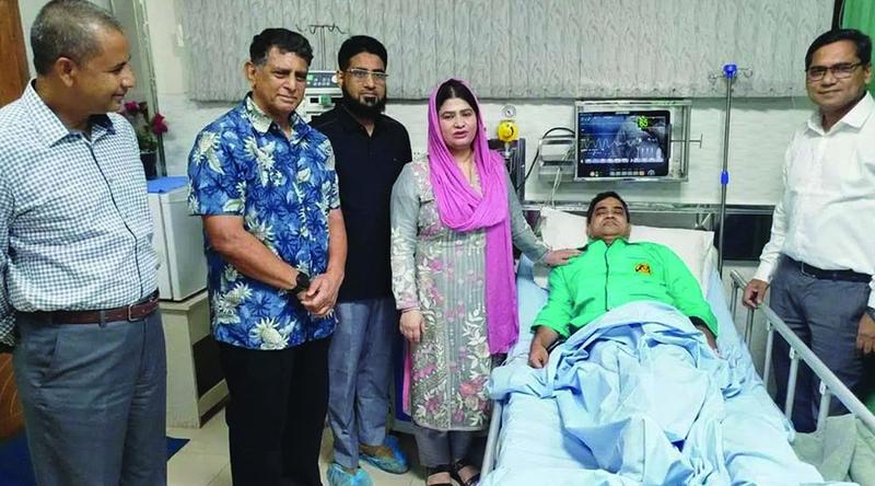 বুকে ব্যথা নিয়ে মুশফিকুল ফজল আনসারী হাসপাতালে ভর্তি