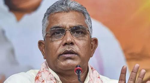 নামাজ পড়তে হলে বাংলাদেশ বা পাকিস্তানে যান