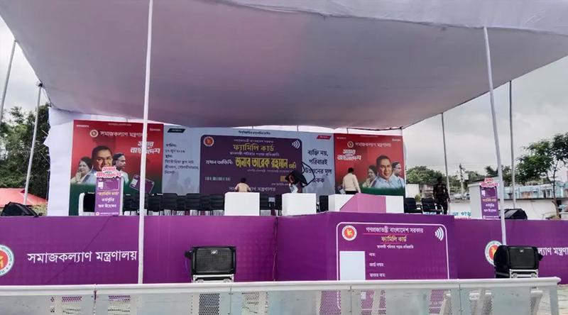 শ্রীমঙ্গলে মঞ্চ প্রস্তুত, প্রধানমন্ত্রীর অপেক্ষায় হাজারো মানুষ