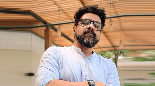 ৭ বছরের বিরতি শেষে সিনেমা নির্মাণের ঘোষণা অংশুর