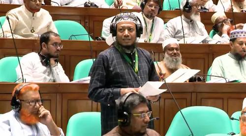 এই বাজেট চানাচুর মার্কার মতো, শুনতে ভালো লাগলেও খেলে পেট খারাপ হবে