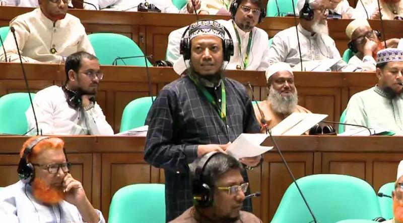 এই বাজেট চানাচুর মার্কার মতো, শুনতে ভালো লাগলেও খেলে পেট খারাপ হবে
